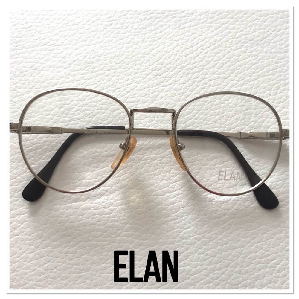 🆕 Retro Frame by ELAN